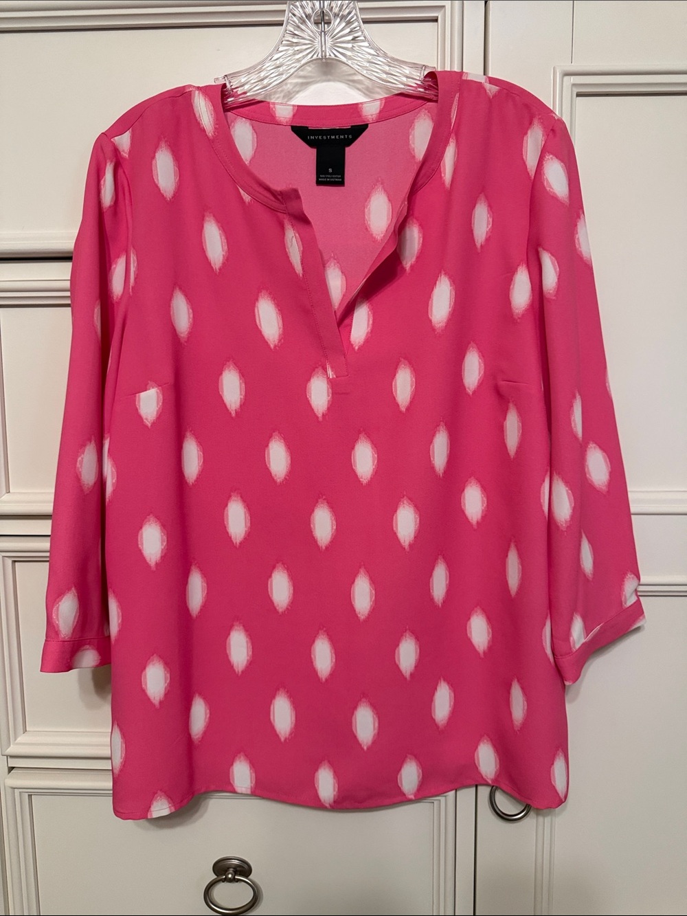 Investments Pink and White Patterned V-Neck Blouse